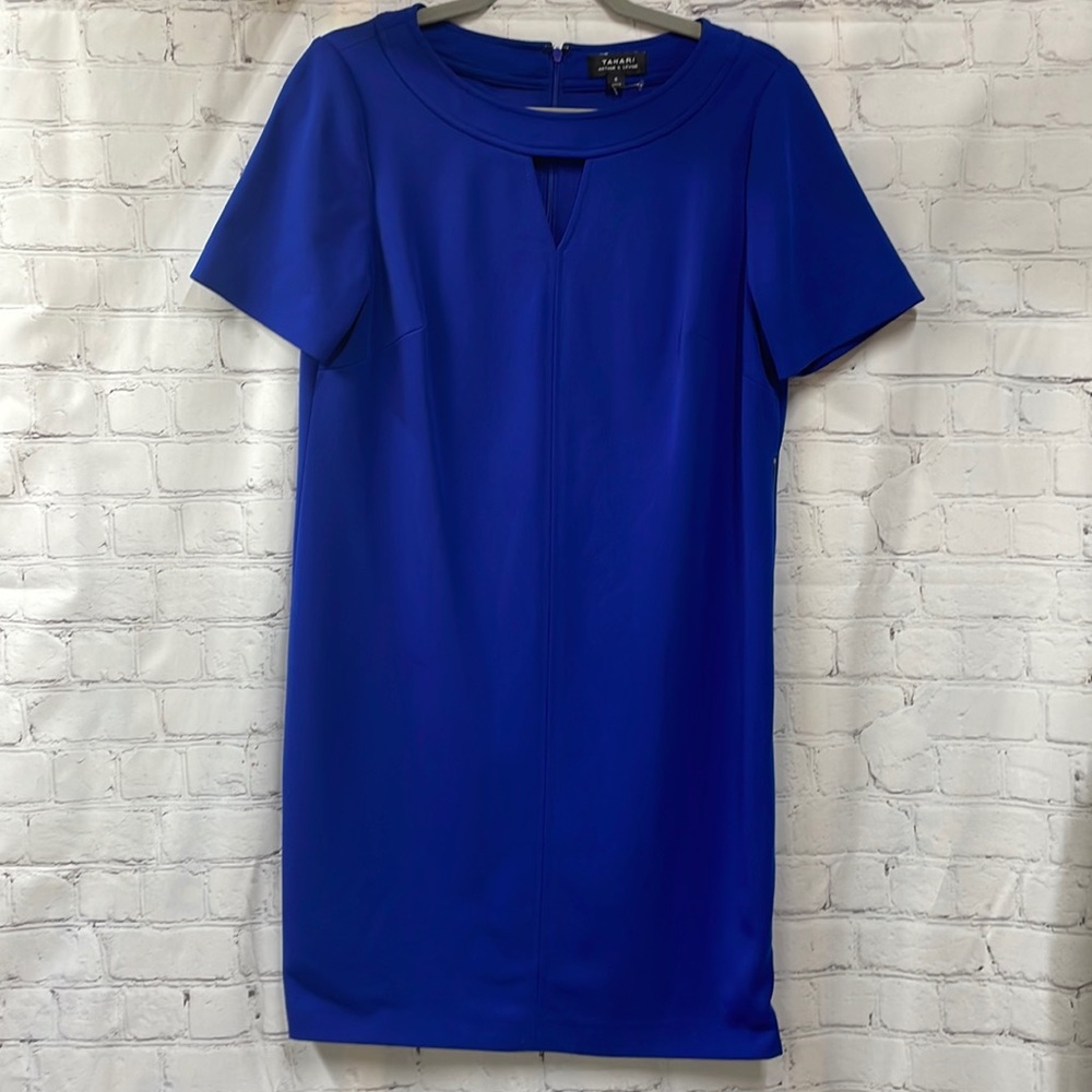 Tahari Arthur S Levine sz 8 royal blue keyhole side zipper detail dress